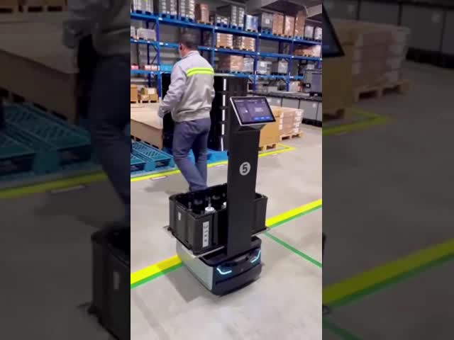 Автономная навигационная совместная робототехническая рука с зоной картографирования 500 м * 500 м