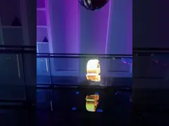 Высокопроизводительный прозрачный светодиодный дисплей для розничных и художественных установок video