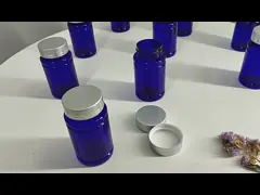 Молочная печень Масло рыбьего жира Пластиковые капсулы лекарства Бутылка ПЭТ 120 мл Пустая добавка Витамины Капсулы таблетки Пластиковая бутылка video