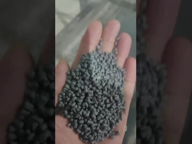 自動車部品,家電,プラスチック家具のためのカルシウム炭酸水分補填剤マスターバッチ