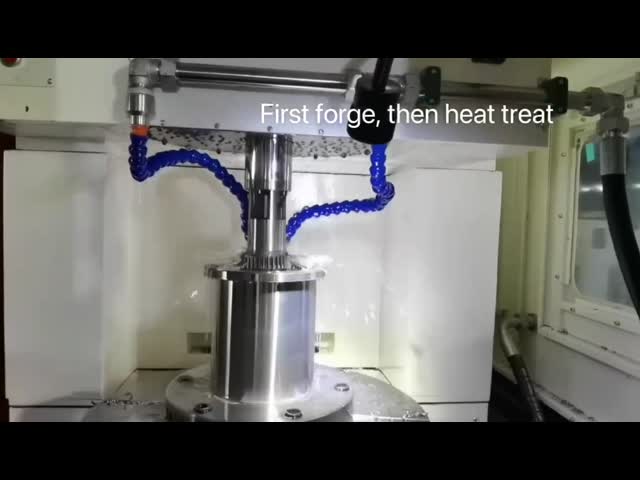 Peças de fabricação de metal personalizadas Engrenagem de energia eólica Engrenagem em branco Forja de engrenagem Anel Forjado com anéis laminados Engrenagem acionada Engrenagem