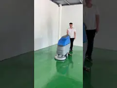 Электрический уличный вакуумный ходьба за батареей механическая дорожная метла video