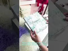 Жесткий белый картонный подарочный ящик для свечей video