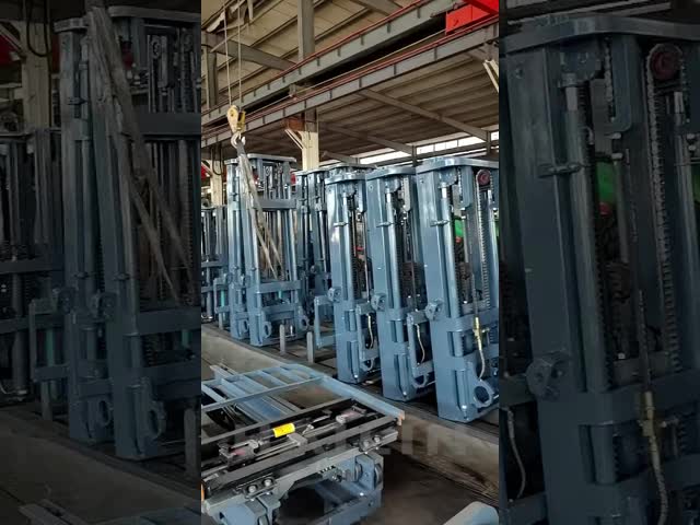 4-колесный складский вилочный погрузчик FD40 4000KG Дизельный вилочный погрузчик 21 км / ч
