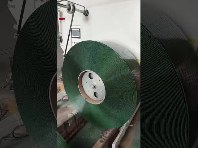Полиэфирный петель с ремнями ПЭТ Jumbo Roll Полуавтоматический пластиковый петель видео