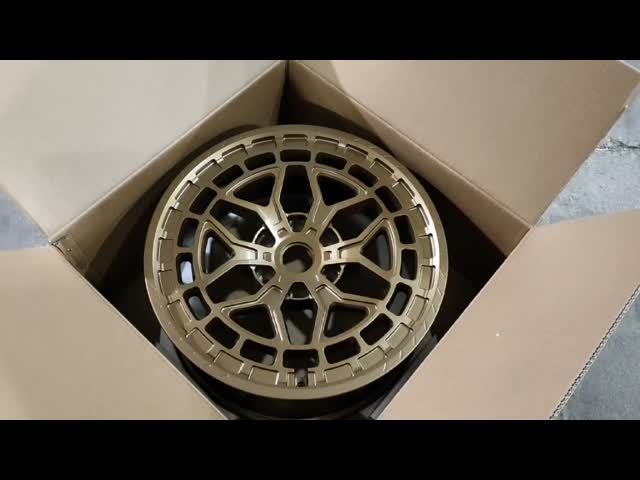 Глянцуйте оправы подгонянные чернотой сплава 22 для Феррари Калифорнии/22 выкованных 2-ПК дюймов оправ сплава видео