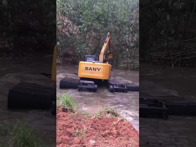 中古 2014 Hitachi 120-6 両生掘削機 12トンの沼 CE ISO湿地採掘