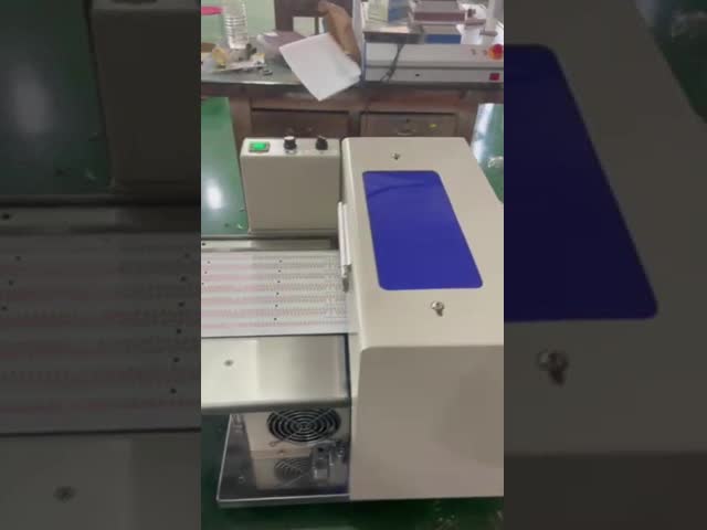 400 мм/с ПКБ Депанелизерная машина полностью автоматическая для производственной линии LED T8 T5 видео