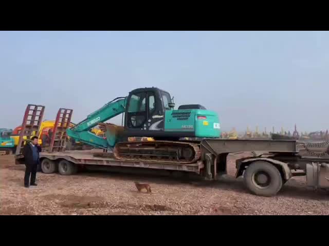 使用済み コベルコ SK130-8 水圧バルブ付き掘削機 2001-4000 時間