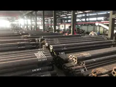 ASTM A335 Углеродистая стальная труба с горячим прокатами 4 дюйма 5 дюймов внешнего диаметра для нефтегазопроводов video