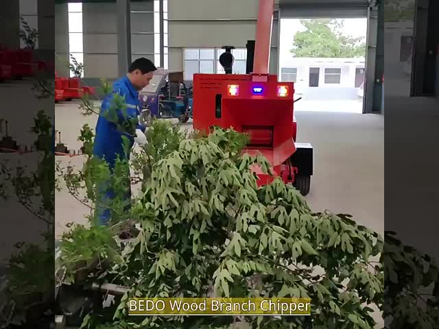 ディーゼル モバイル 木枝 ブッシュ チッパー マシン 水力供給