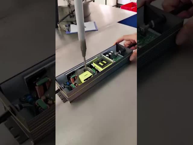 Электроника для скрепления склеивающего покрытия для производственной линии светодиодных драйверов видео