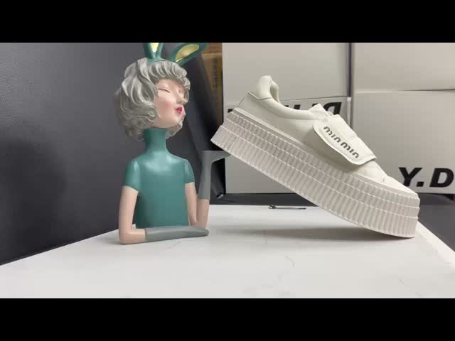 Женщины, одетые на холсте, модные, простые высокие туфли, удобные, белые резиновые подошвы видео