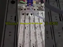 Двухчастиевая эпоксидная смола система SMT ПХБ электронный ковёр и литьевая машина для светодиодных светильников video