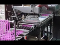 Красные предварительно связанные эластичные луки для коробок video