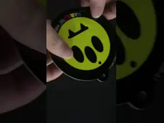 Etiquetas personalizadas a medida para ropa sofisticada de alta gama