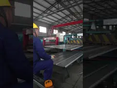 Закрытым отжатые полом панели металла Pre покрасили стальную нося плиту video