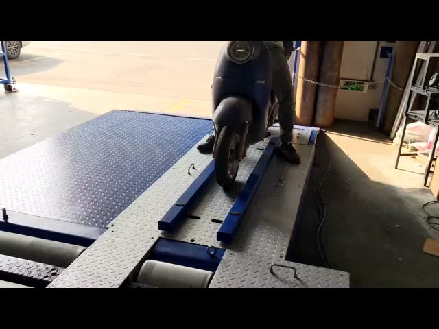2ホイール (EV) モーターサイクルの集中テスト ブレーキ力テスト,軸負荷 (重量) テスト,ホイールクランプテスト