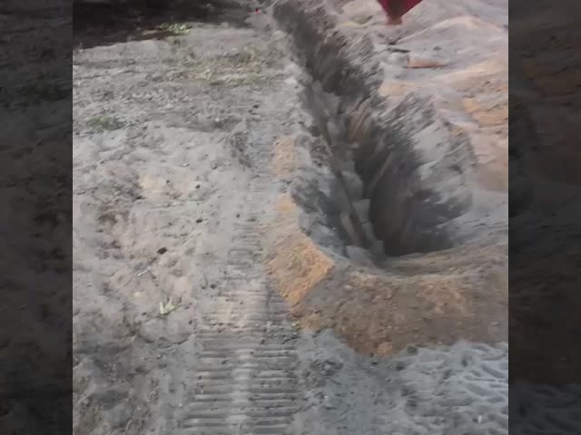 堅固な合金 トラペゾイド溝バケツ 掘削機 深層掘削に合わせた