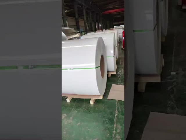 強い耐候性と優れた加工性を持つパーソナライズされたPPGI鋼コイル