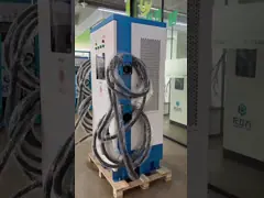 CCS2 CCS1 GB/T 65Kwh 60Kw Chargeur de véhicule électrique mobile refroidissement liquide pour les urgences routières