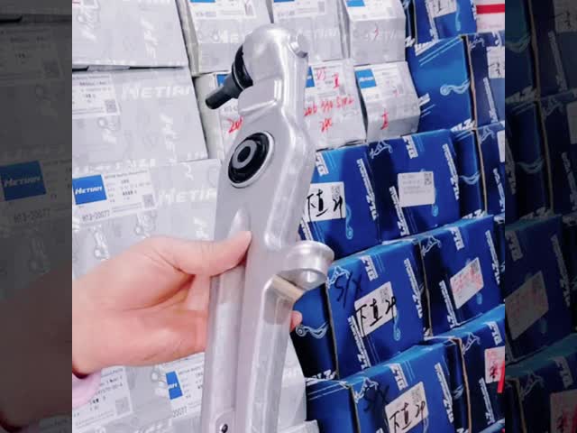 前下懸垂 自動制御腕 左 104157000A テスラモデルS テスラモデルX