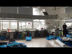 Женщины с плоским каблуком Черные флип-флопы для пляжного бассейна Летние черные платформенные флип-флопы video