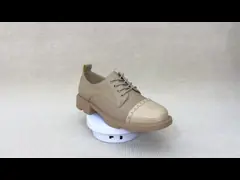 Neue Mode und stilvolle Sportschuhe für Damen zum täglichen Tragen