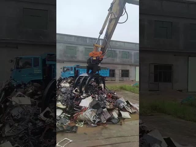 GuangLin Digging Machine Stone / Wood Grabber Suit 5-26 Tons Excavator