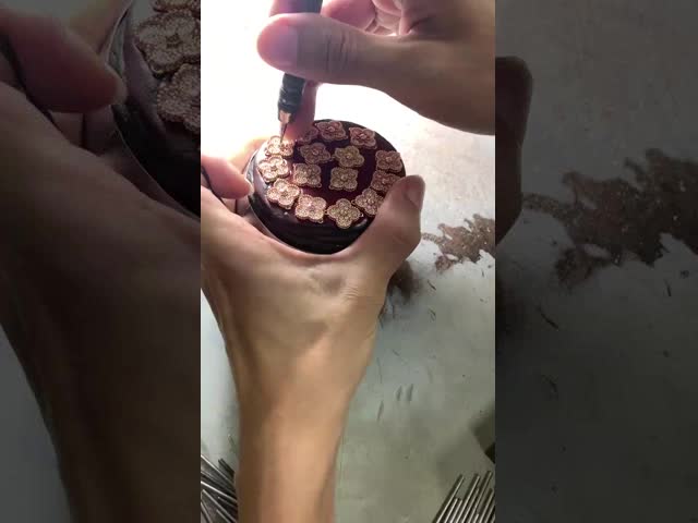 Fine Jewelry Classic Van Cleef Jewelry Four Leaf Clover 18K White Gold Necklace video