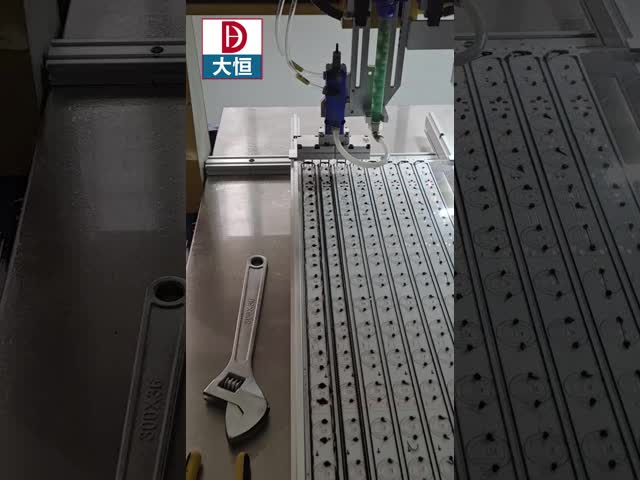 Dynamic And Static Mixing AB Tank Agitator Automatic Glue Dispensing Machine For Epoxy Catalyst video