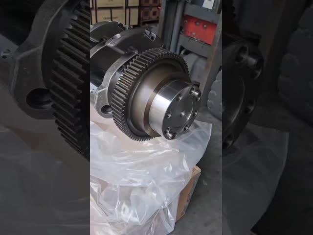 2311035Mitsubishi Engine Marine Crankshaft S12r High Quality Forged Steel Belt Gear
