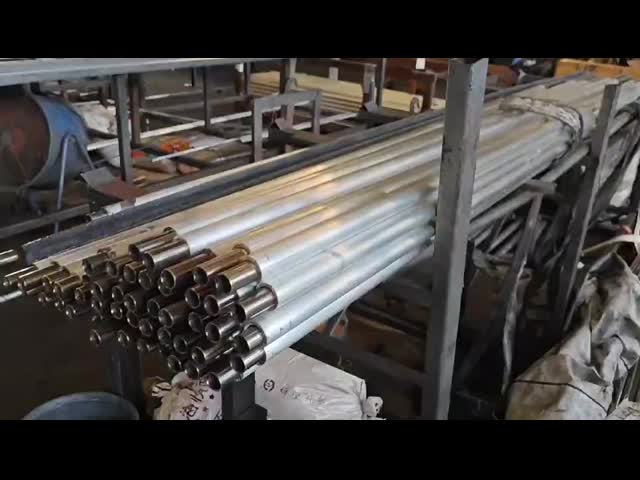 Машина для температурных труб с низким уровнем шума Круговая/шестнадцатиугольная/восьмиугольная форма 4-10 Фин 6-25 мм видео