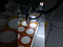 Точность измерения ± 2% Система автоматического распределения для двухкомпонентной смолы клеевой машины video