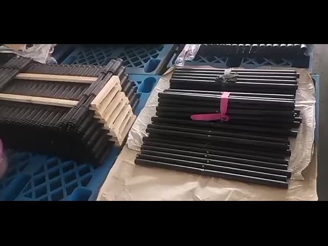 Подтягивайте горизонтальный бар Домашний дом Горизонтальный бар Неперфорированная дверь Горизонтальный бар Крамь двери Горизонтальный бар видео