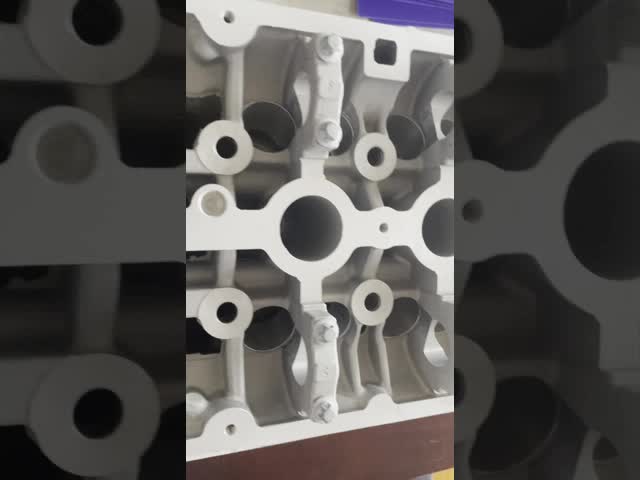 シリンダー ヘッドのガソリン機関のシリンダ ブロックZ18xer 55355566 55353286