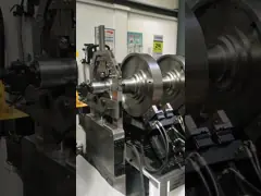 3 тонны электрический ротор грузовика Автоматическая балансирующая машина, Новый энергетический двигатель Ротор балансирующая машина video