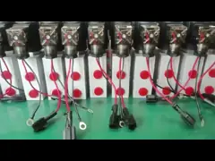掘削機のグリバーのための四方向電磁弁 12V / 24V
