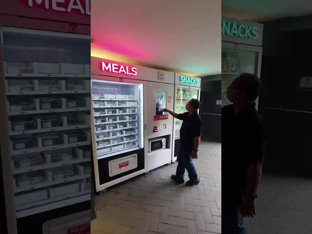 マイクロウェーブ ミクロンが付いている公共の便利な朝食用食品サンドイッチ注文の自動販売機