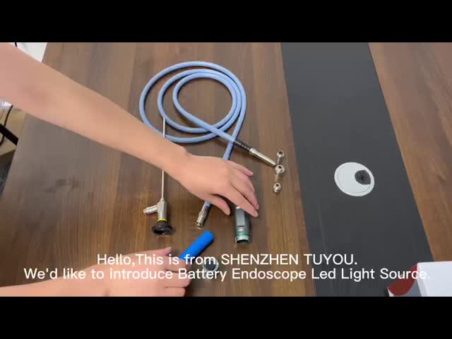 Medical 10W Portable Cold LED Light Source With Battery
