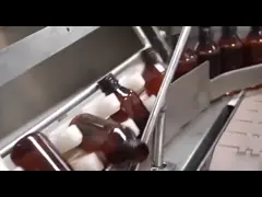 Полноавтоматическая машина для наполнения жидкостной линейкой для сиропа/фруктового вина/едового масла video