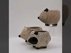 Wholesale hot sale lovely instagram 3D unique  hedgehog flower succulent pot in pottery clay ceramic