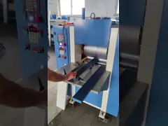 Máquina para hacer laminados compuestos de puertas de techos de madera / máquina de relieve