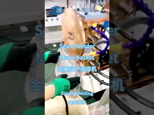 Сварщик шва сварочного аппарата шва воздушного давления вертикальный круговой продольный видео