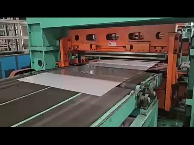 A36 建築用 鋼筋ガルバナイズド 屋根板 0.5mm-2.0mm 厚さ 1000mm-1250mm 幅