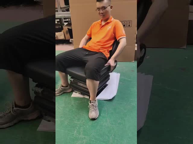 Механическая подвеска крана тактора водительские сиденья с подлокотниками ремня безопасности видео