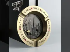 110*110 мм Стильный золотой цвет Круглая форма Литьевая литья Цинковая сплав Металлическая карманная пепельница video