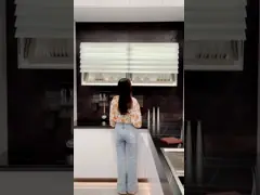 Регулируемые гардеробные аксессуары Складные ящики Подвесная рельса video