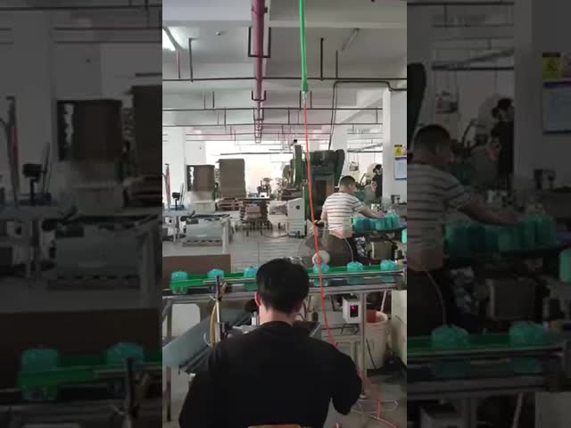 汎用的なチンのチンの缶のために12バーエアロゾールブータンガス容器 86mm または106mm