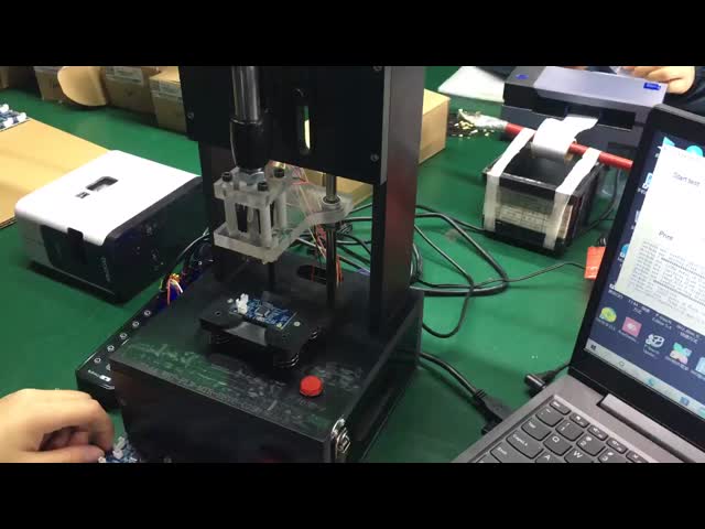 機能試験箱 組み立て 組み立て スクリューとケーブル 設置 ISO9001 ISO13485 ISO16949 UL ROHS 認証マーク